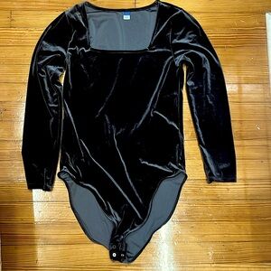 Velvet black long sleeve bodysuit